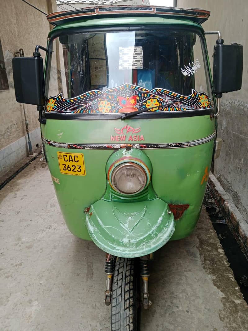 auto rickshaw 9 seater 2