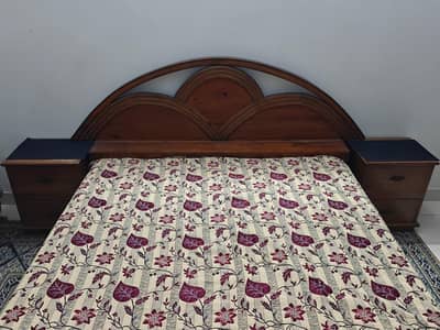 original Sheesham wood bed