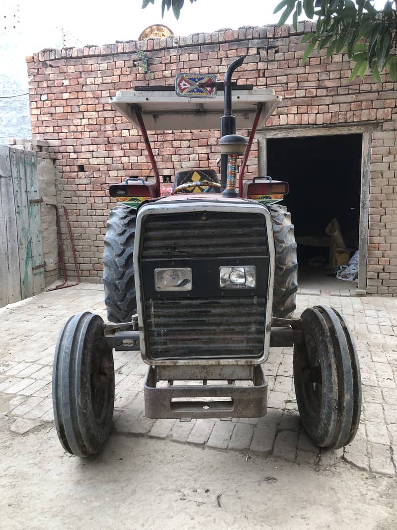 Tractor 240 1