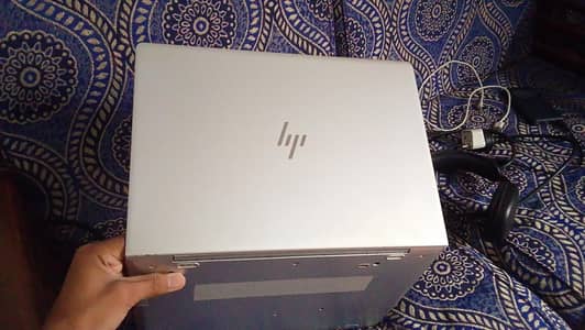 8 generation i5 laptop HP