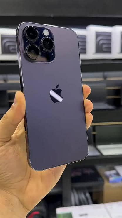 Apple iPhone 14 Pro Max 0