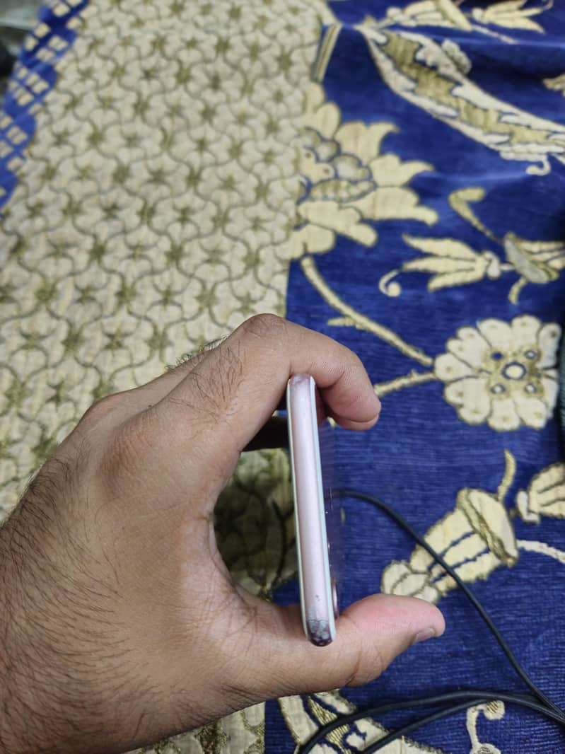 Apple iPhone 7 6