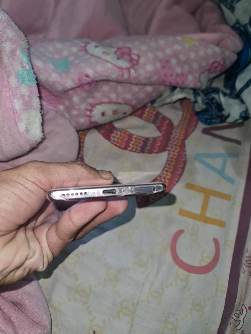 Infinix Zero 40 9