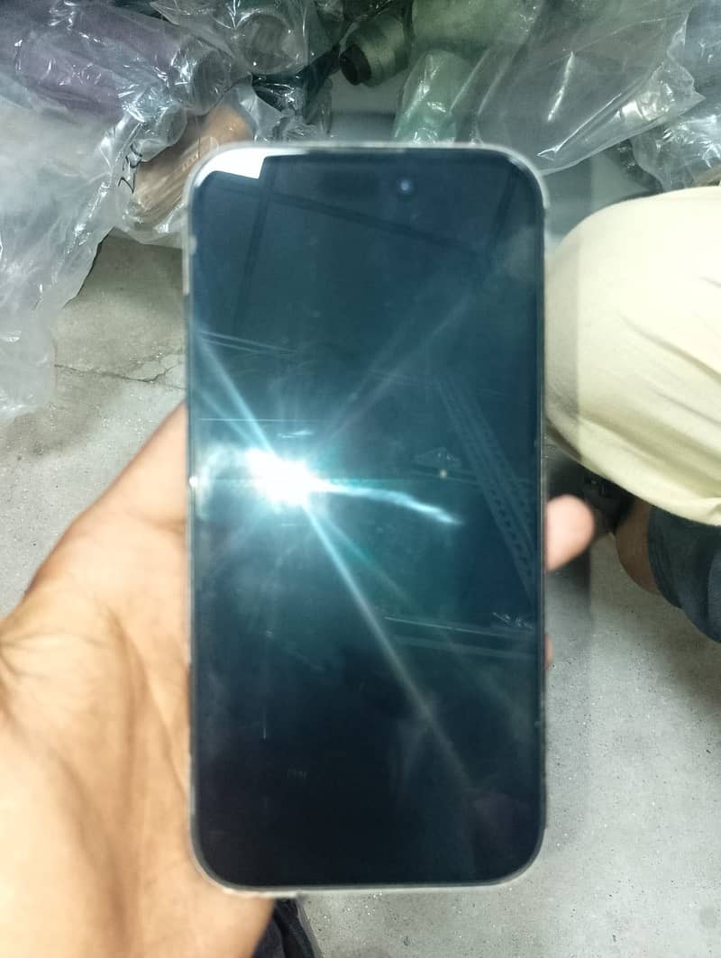 Apple iPhone 15 5
