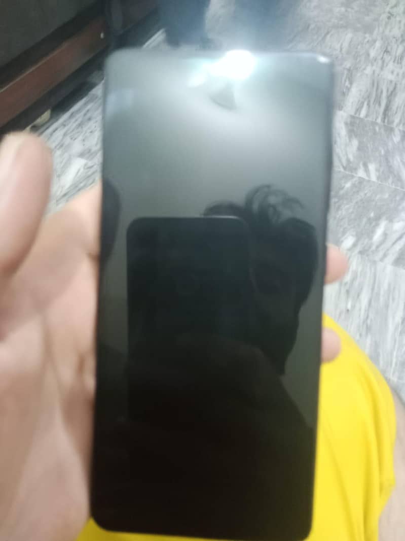 Samsung Mobile A51 6