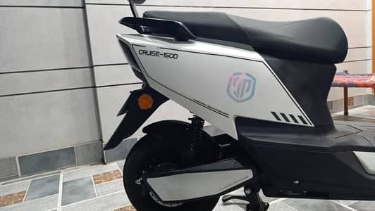 Electric scooty for sale