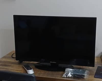 EcoStar 32" LCD