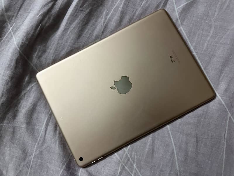 ipad 8 128 GB 5