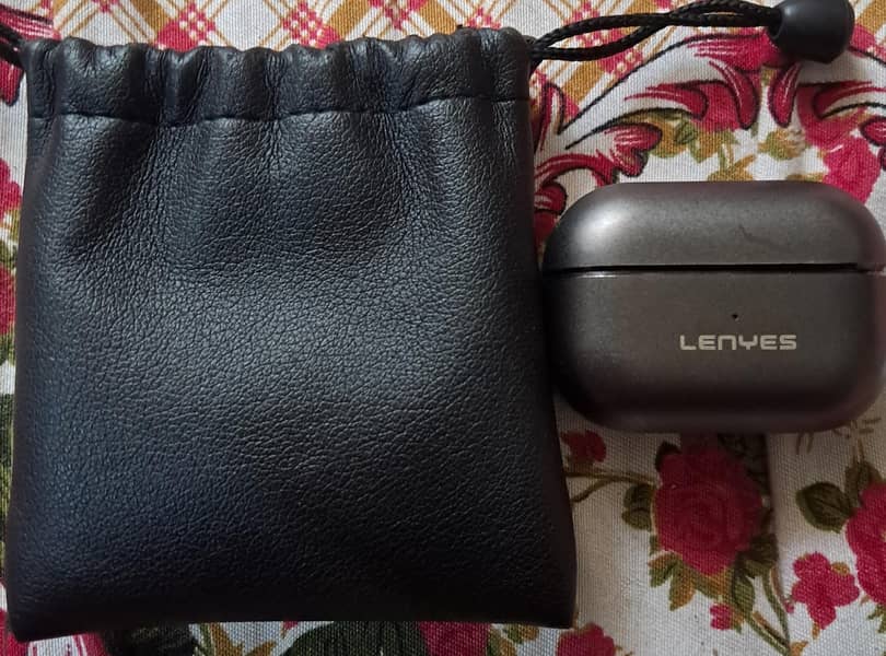 lenyes Earbuds 0