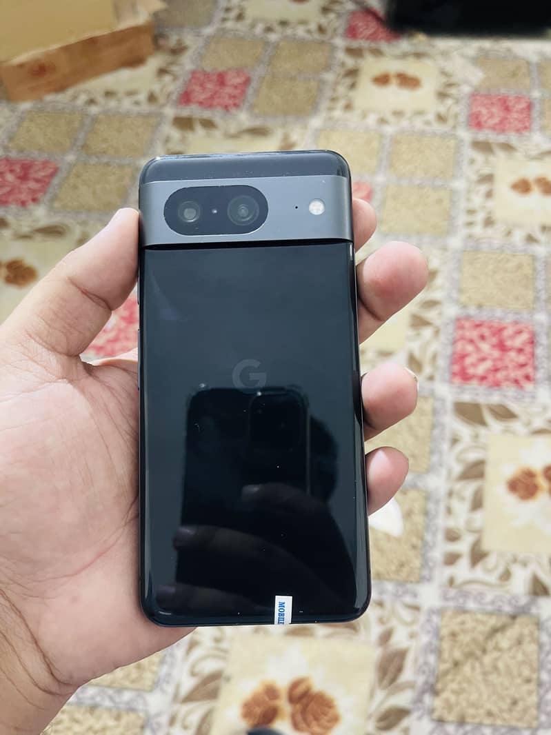 Google Pixel 8 1