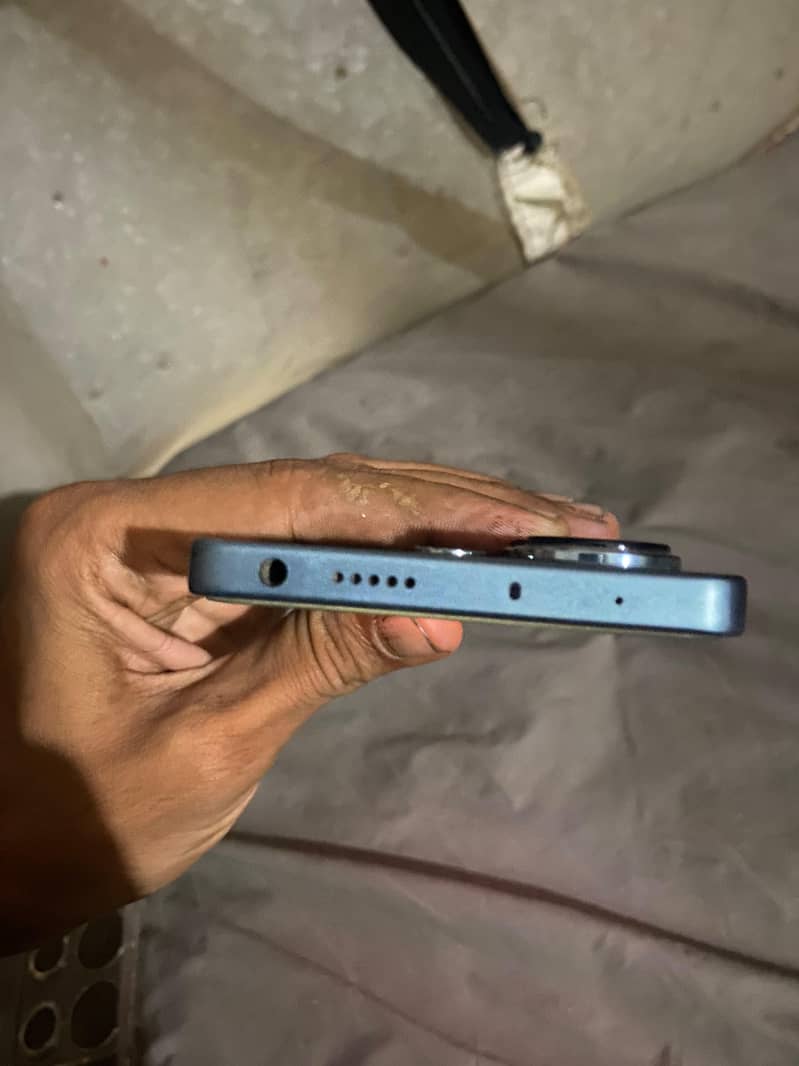 Xiaomi Redmi Note 13 Pro 4