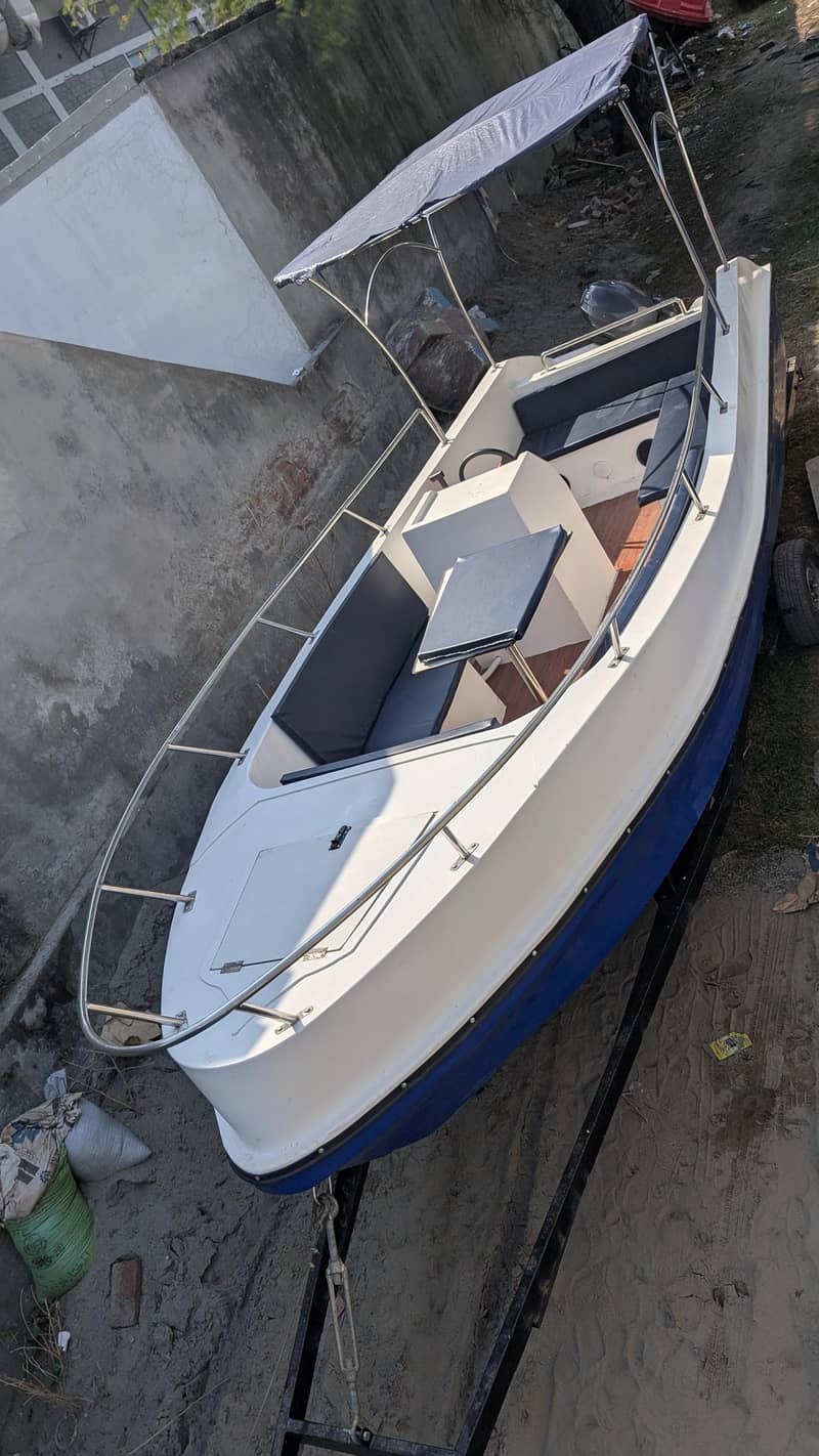 fiberglass boat - Boats - 1120834298