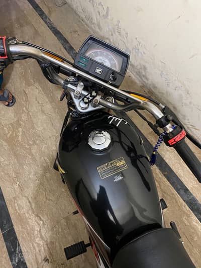 unique 15 model