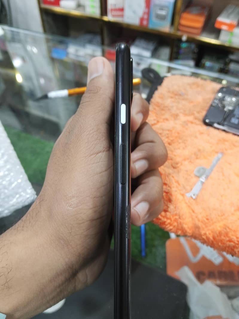 Google Pixel 4a 5G 1