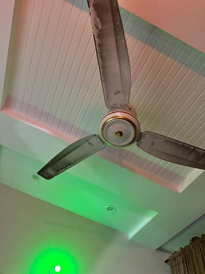 4 used fans for sale