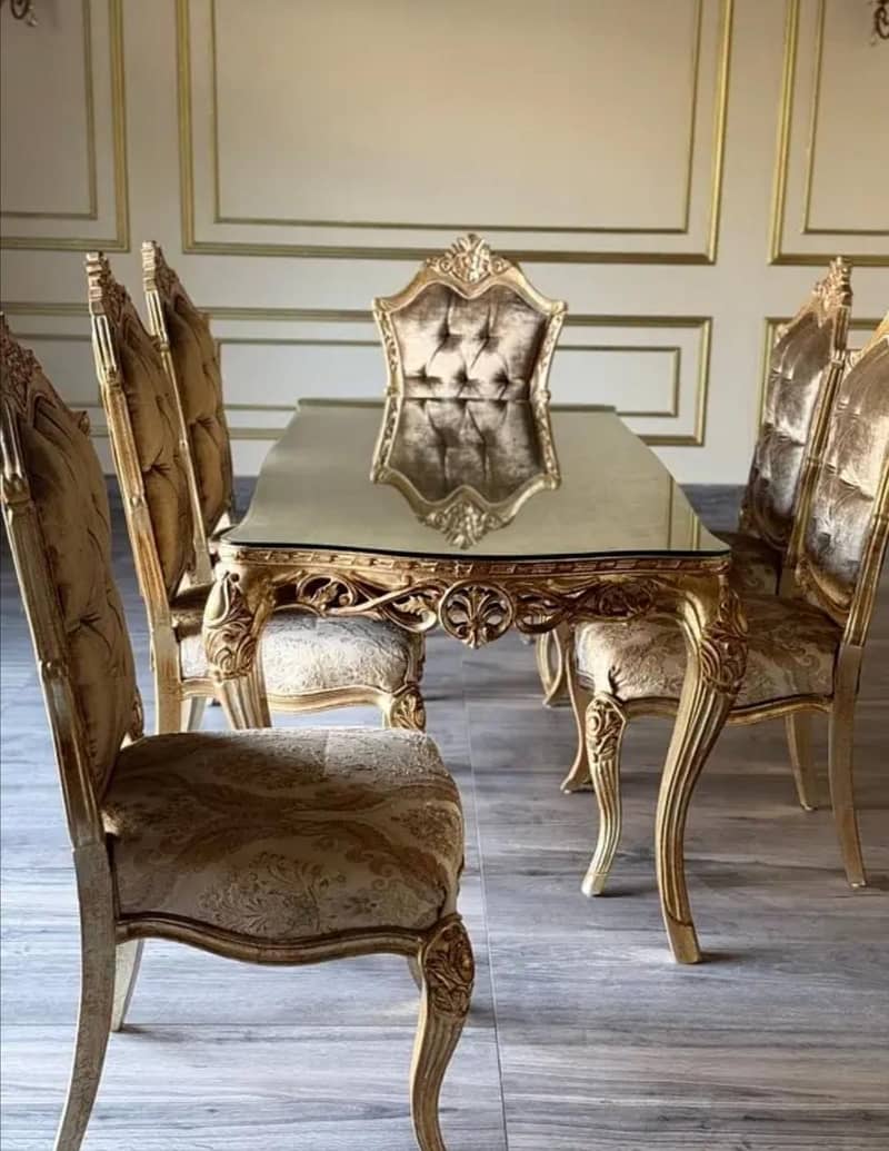 Dining table with six chairs 3