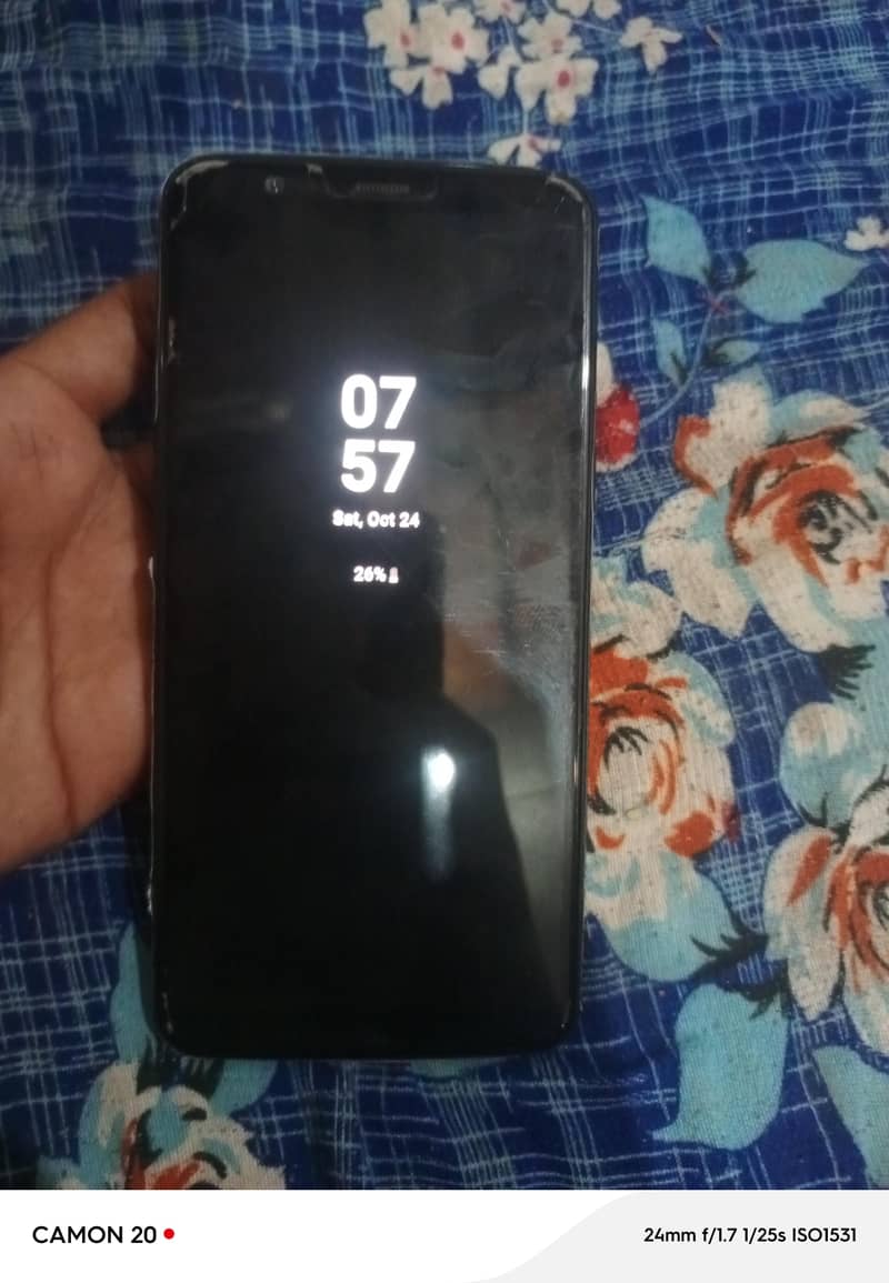 One Plus 5T 1
