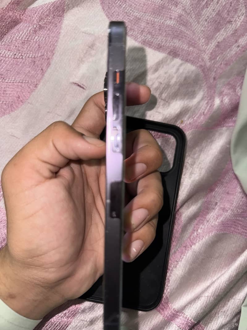 Apple iPhone 14 Pro Max 3