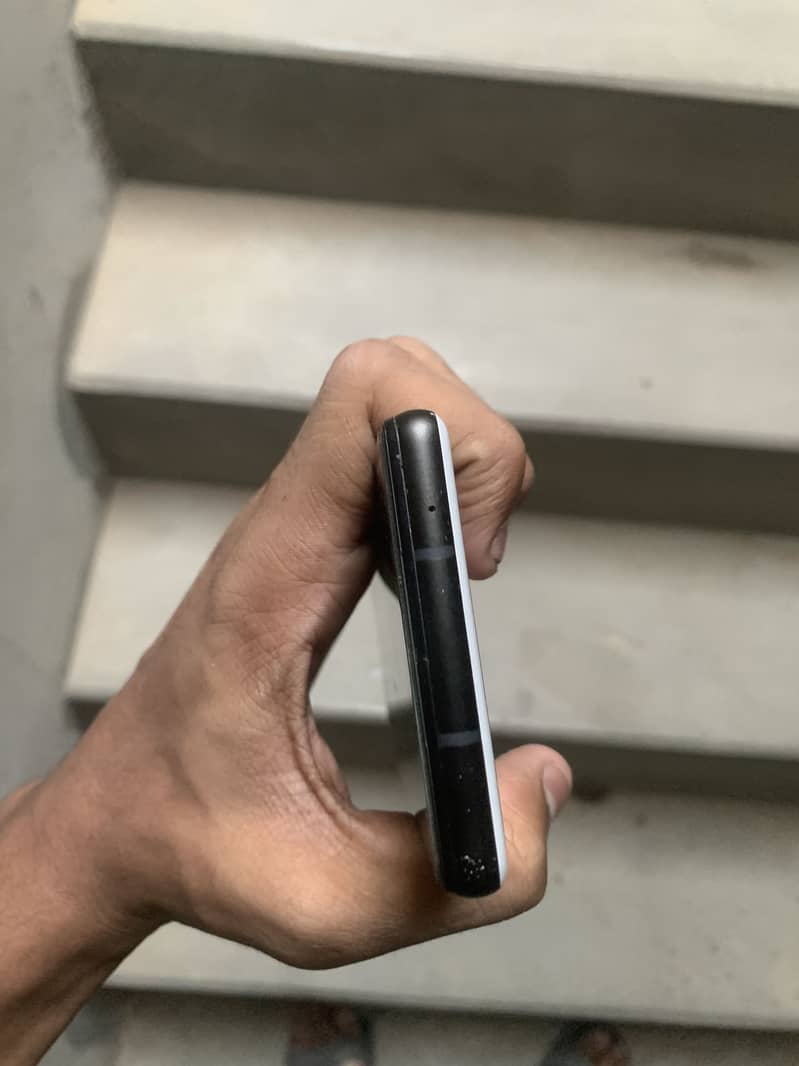 Google pixel 6A 7
