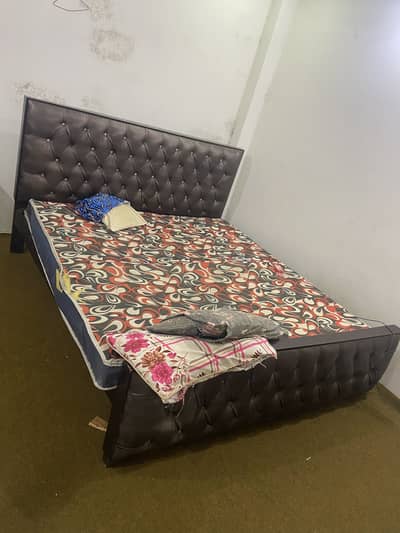 bed and frige for sale
