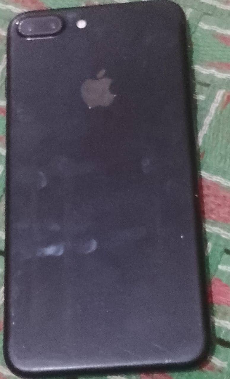 Apple iPhone 7 Plus 0