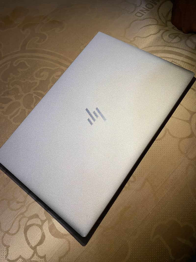 HP Elite Book 2