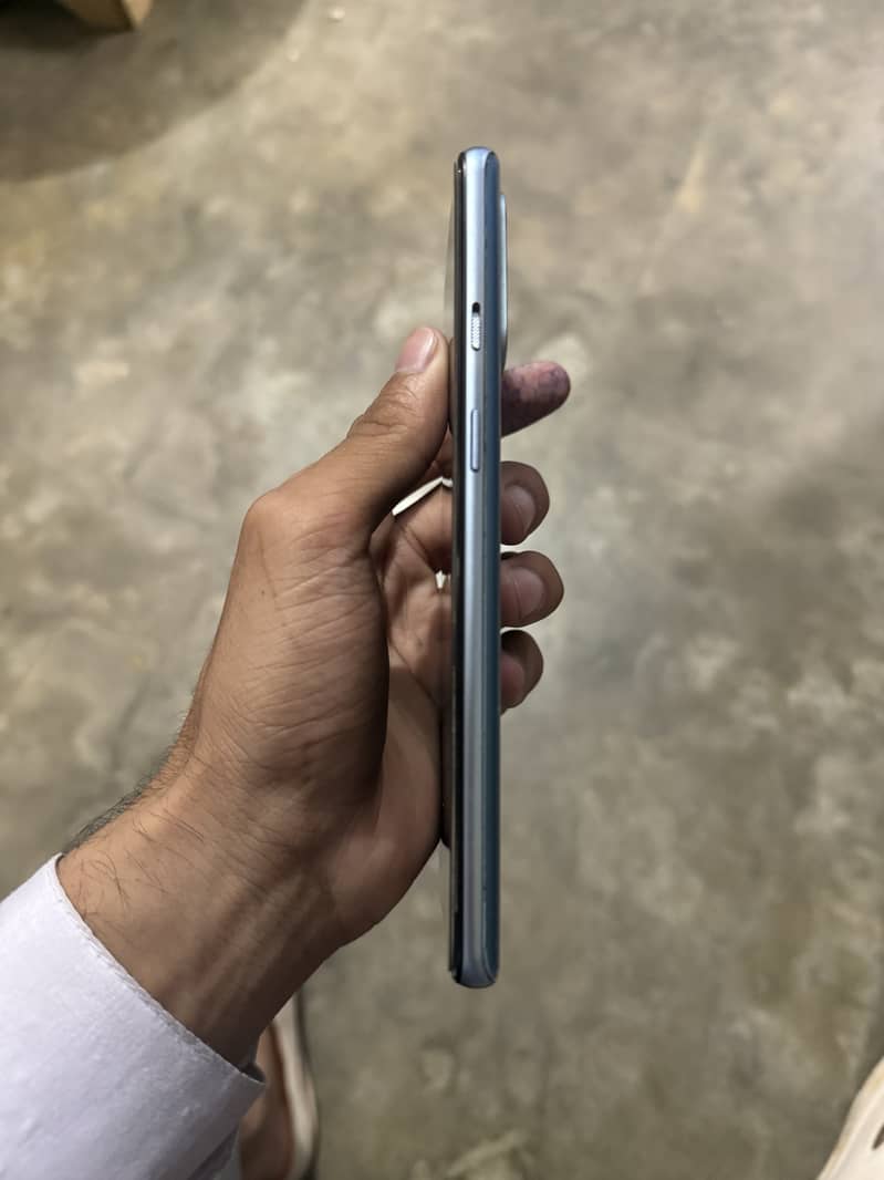One Plus 9R 4