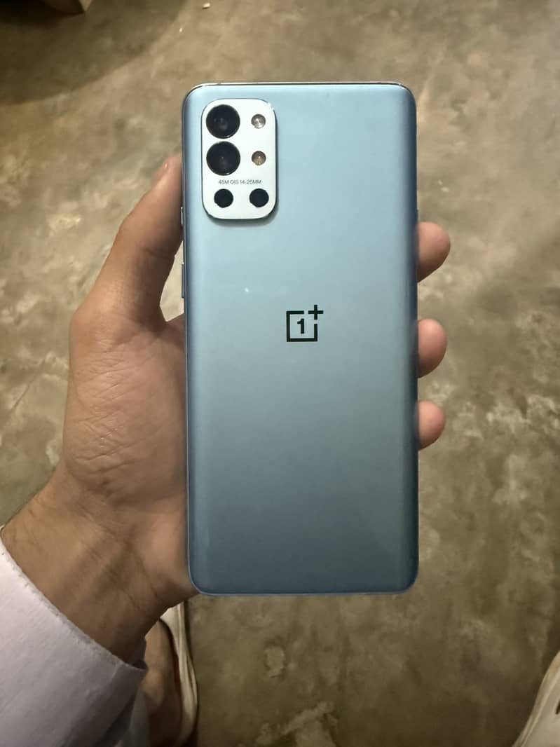 One Plus 9R 5