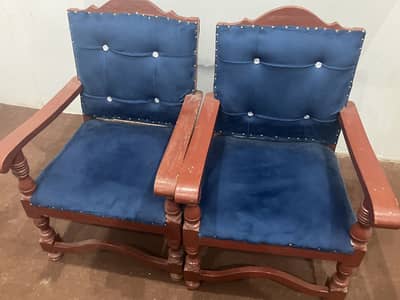 2 pair of same chair for sale