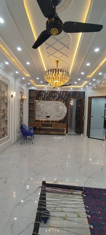 5 MARLA LUXURY HOUSE AVAILABLE FOR RENT IN PARK VIEW CITY LAHORE
