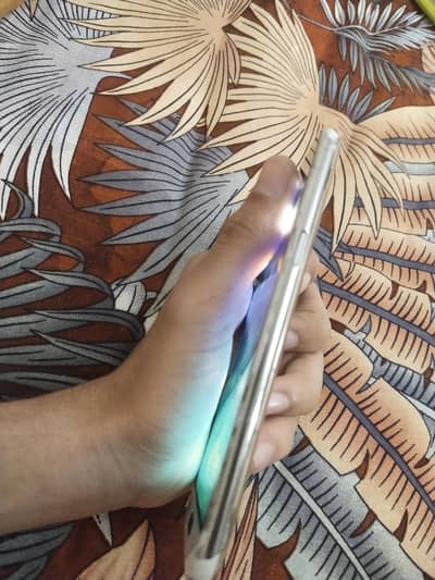 Samsung Mobile J5