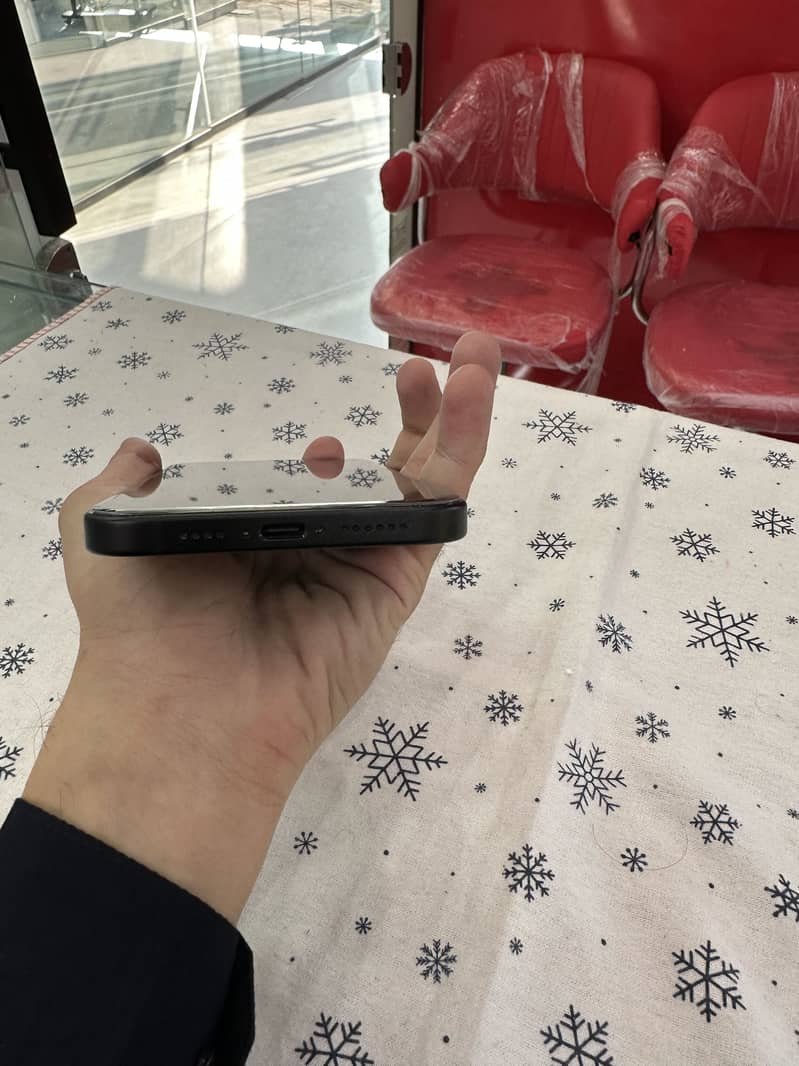 Apple iPhone 15 plus JV 1