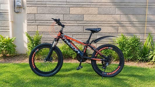 Bicycles New imported bicycle 10/10 condition {20 number size}