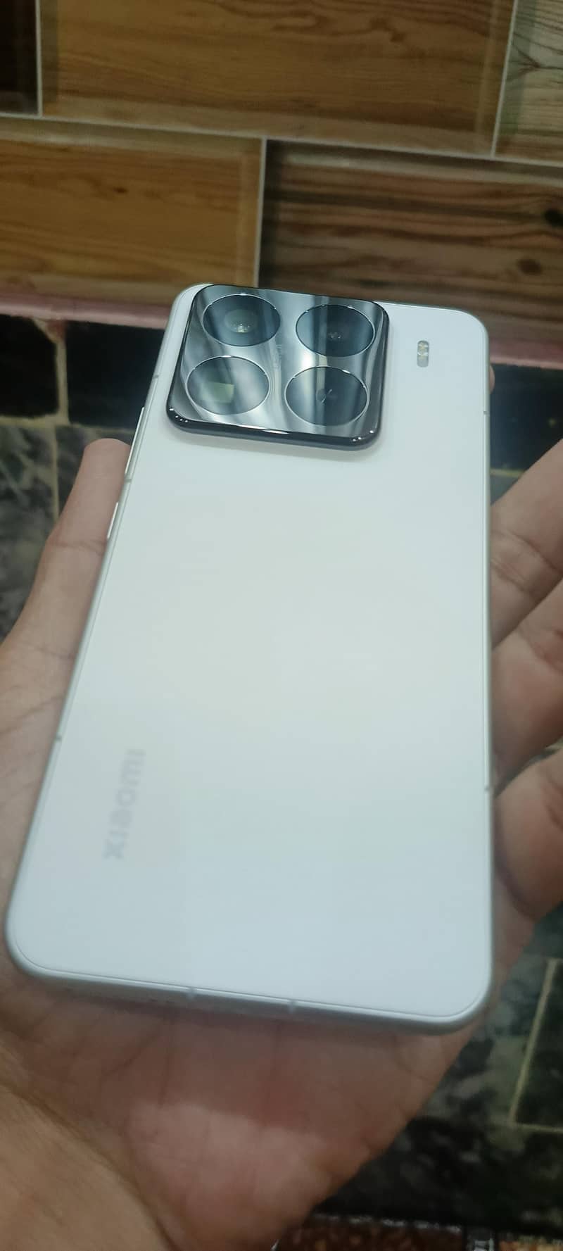 Xiaomi 15 Pro 3