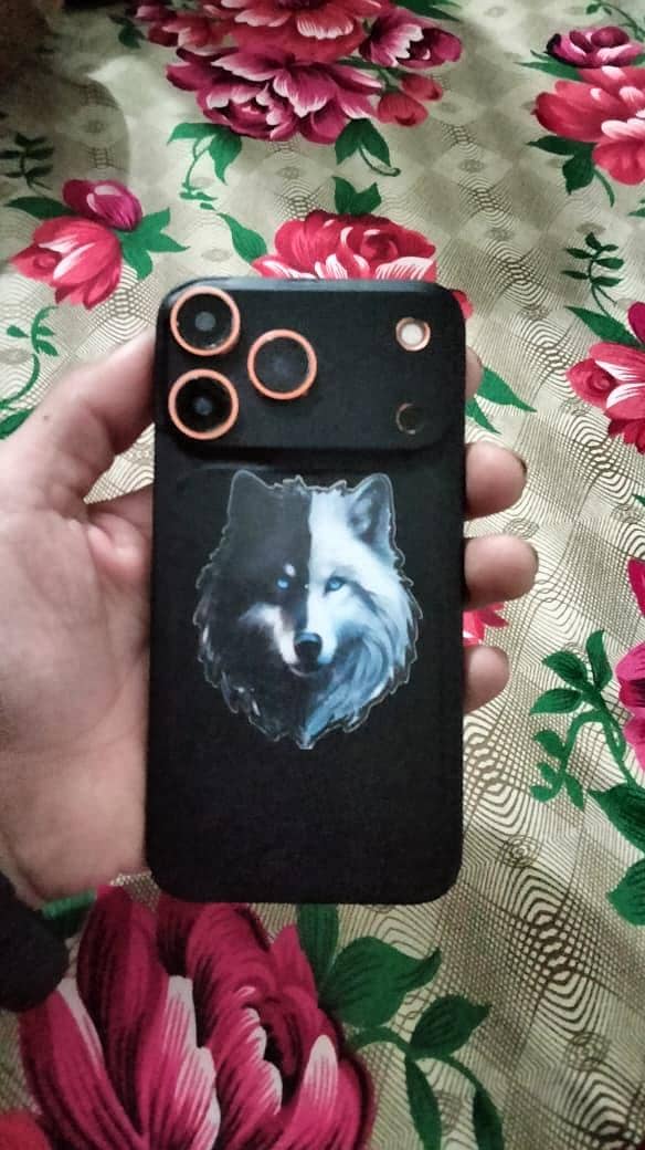 Apple iPhone 17 Pro 0