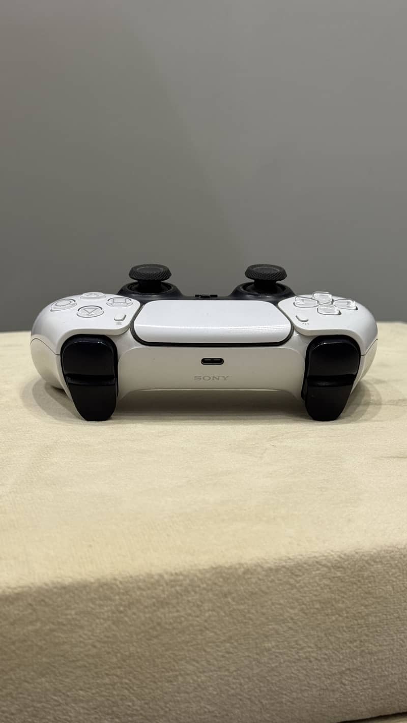 Ps5 Dualsense Controller 3