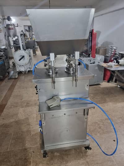 imported liquid filling machine / spafil filling machine