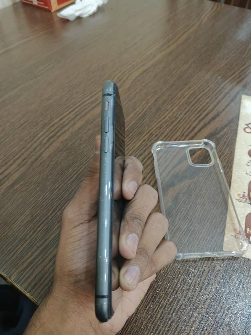 Apple iPhone 11 1