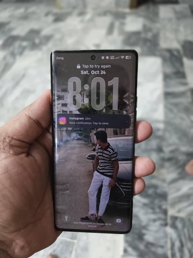 Tecno CAMON 40 Pro 1