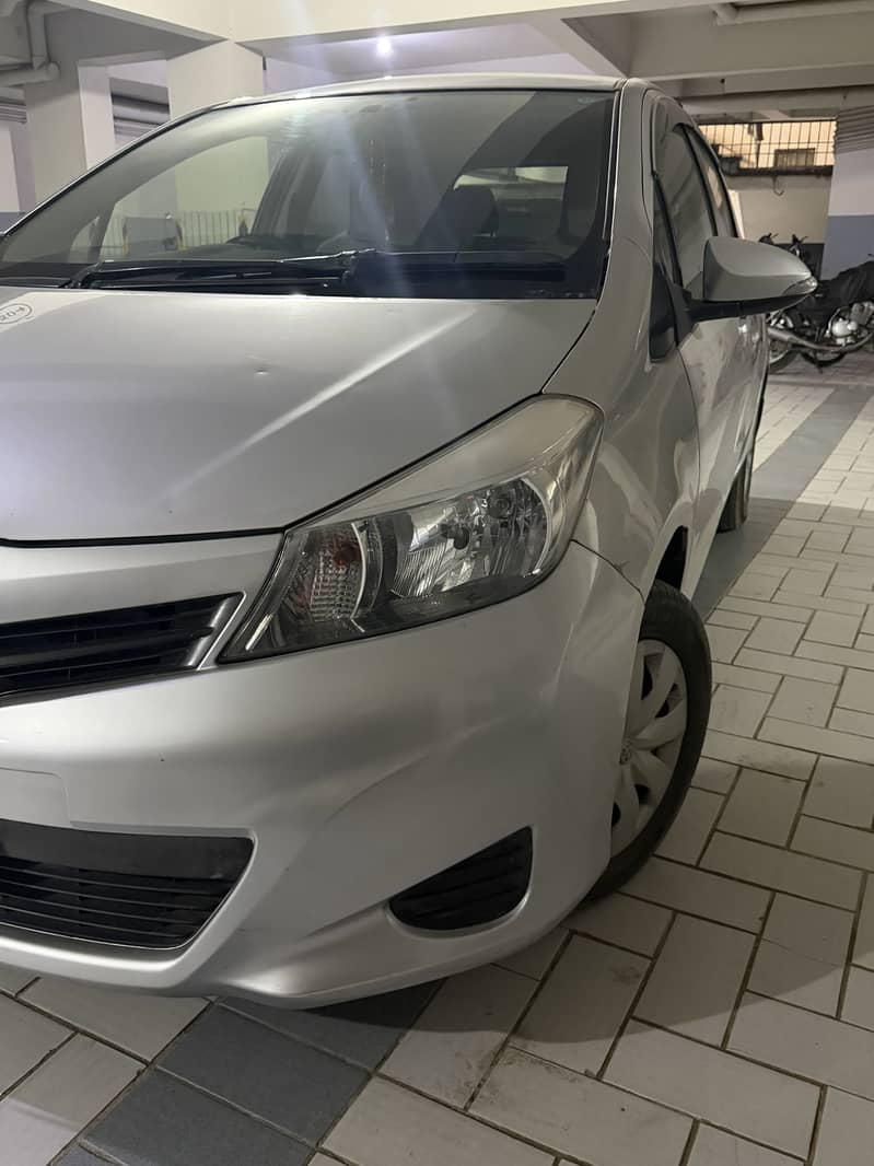 Toyota Vitz 2012 3