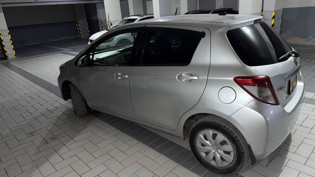 Toyota Vitz 2012 6