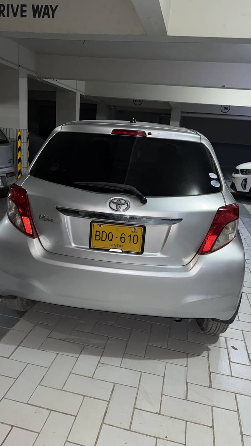 Toyota Vitz 2012 8