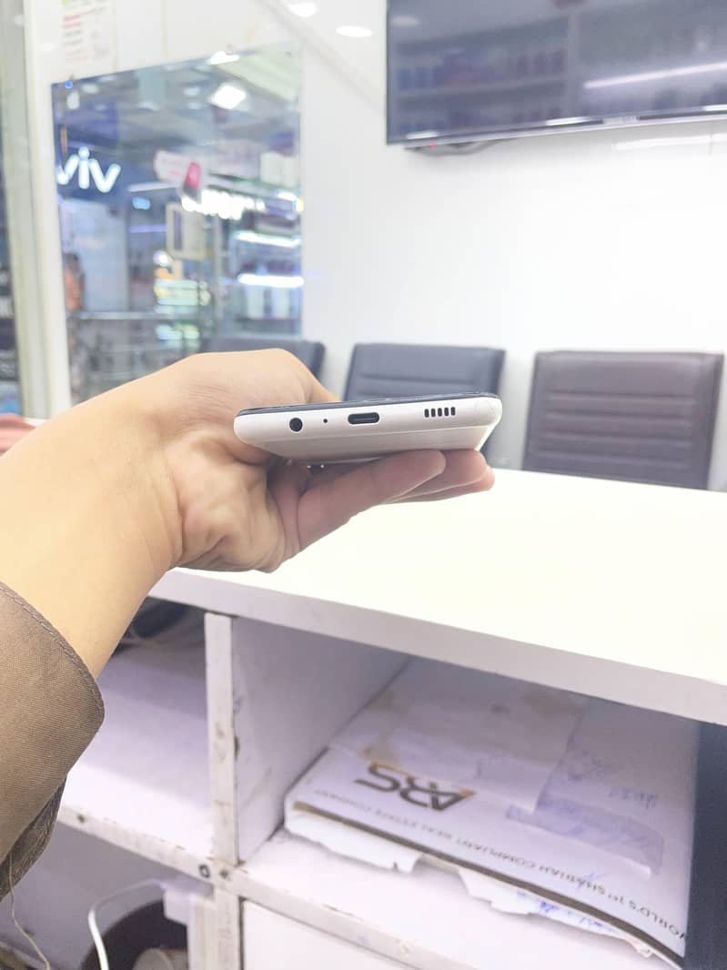 Samsung Mobile A12 5