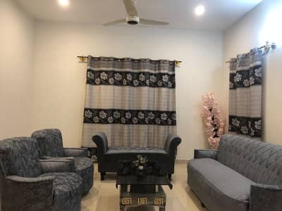 7 see seater sofa set with table