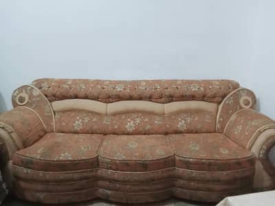 Six Seater Sofa Set with Two Chairs & Side Table in Good Condition