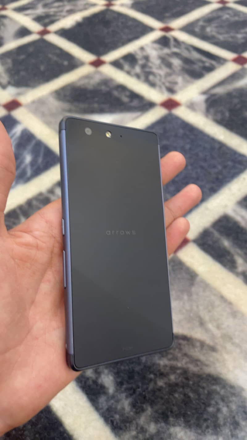 Arrows Docomo 1