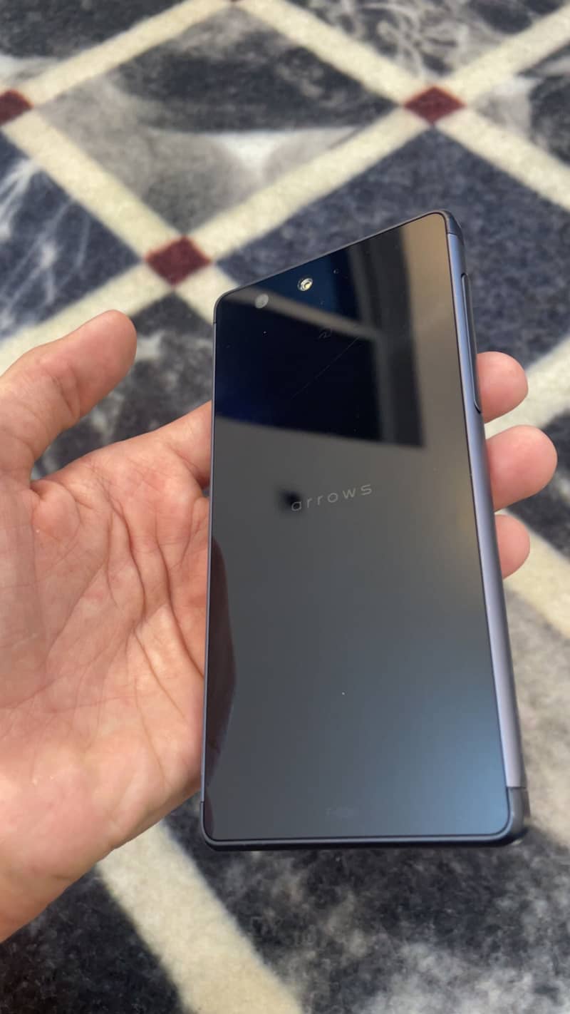 Arrows Docomo 6