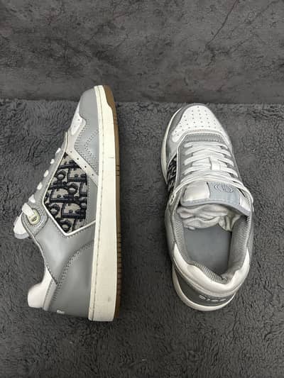 Premium Thrifted Pairs