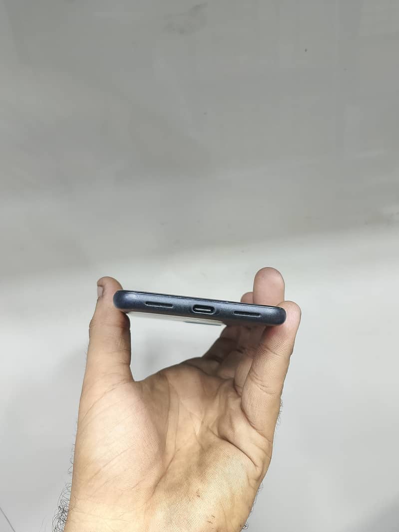 Google Pixel 5 8/128gb 4