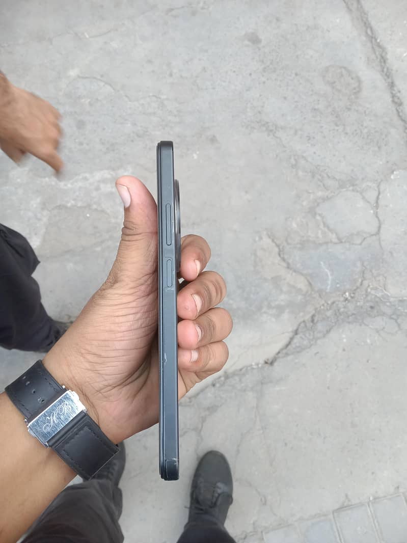 Xiaomi POCO C75 3